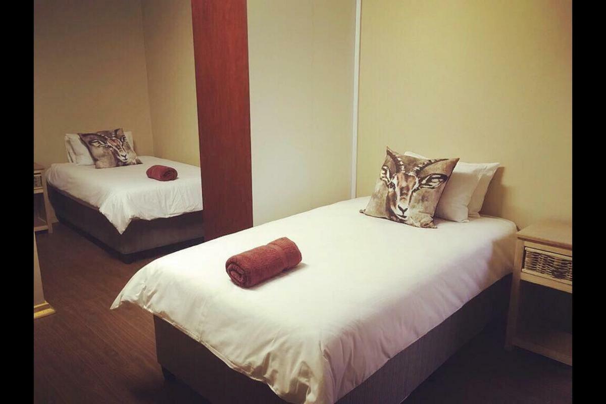 בריטס Esmarline Lodge מראה חיצוני תמונה