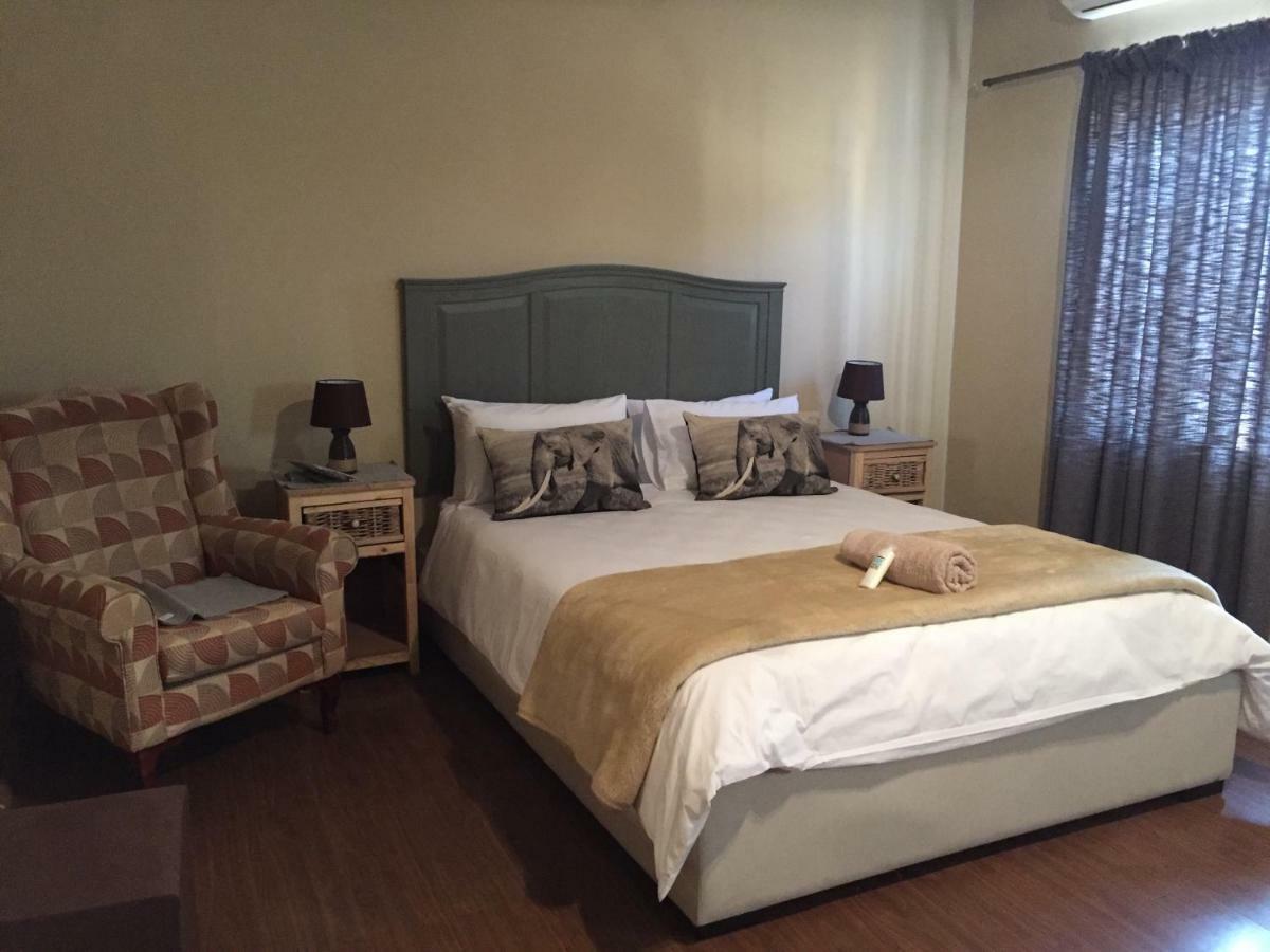 בריטס Esmarline Lodge מראה חיצוני תמונה
